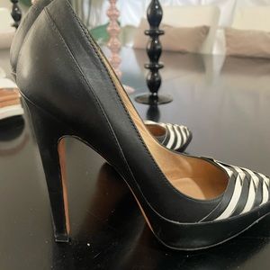 L.A.M.B. white and black heels. Size 8